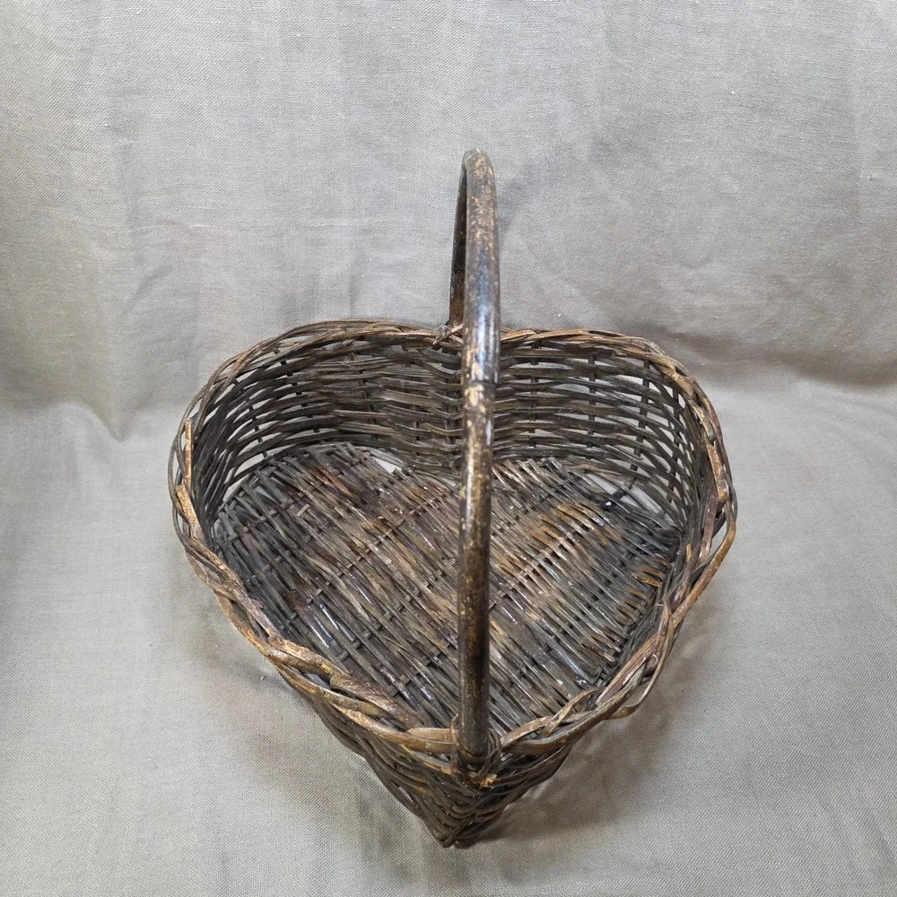 Large Heart Shaped Basket w Handle Cottage Prairie  Decor Wedding 16x17x15